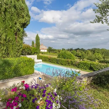 Sleeps 6 Pool Wifi Villa Vélines