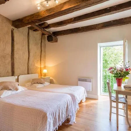 Sleeps 6 Pool Wifi